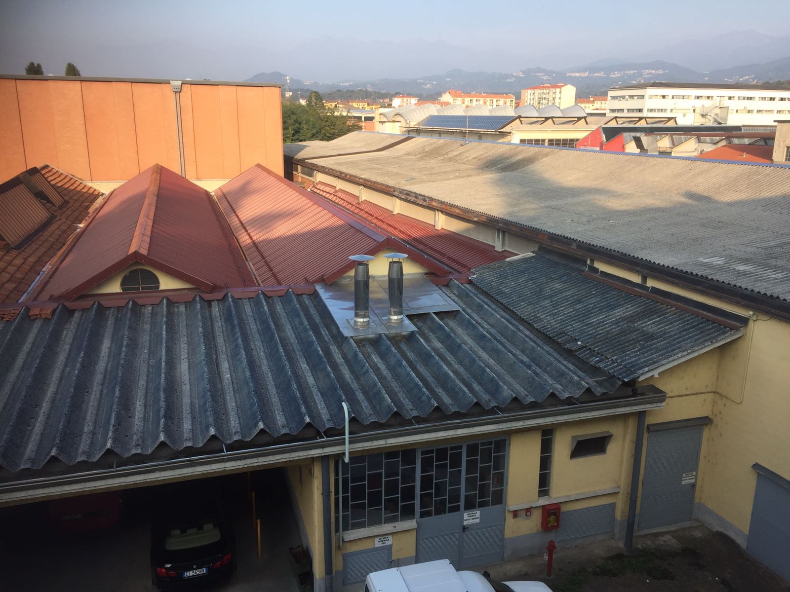 Rifacimento del Tetto presso capannone industriale - Cossato (BI)